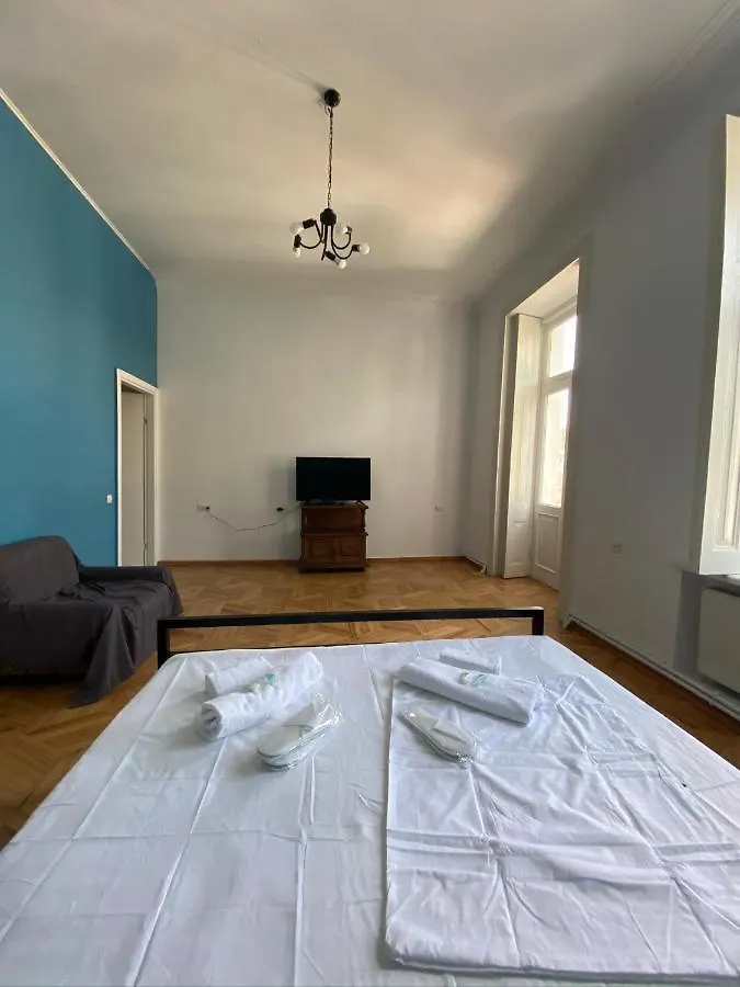 Alloggio in famiglia Appartamento Red Door Tbilisi